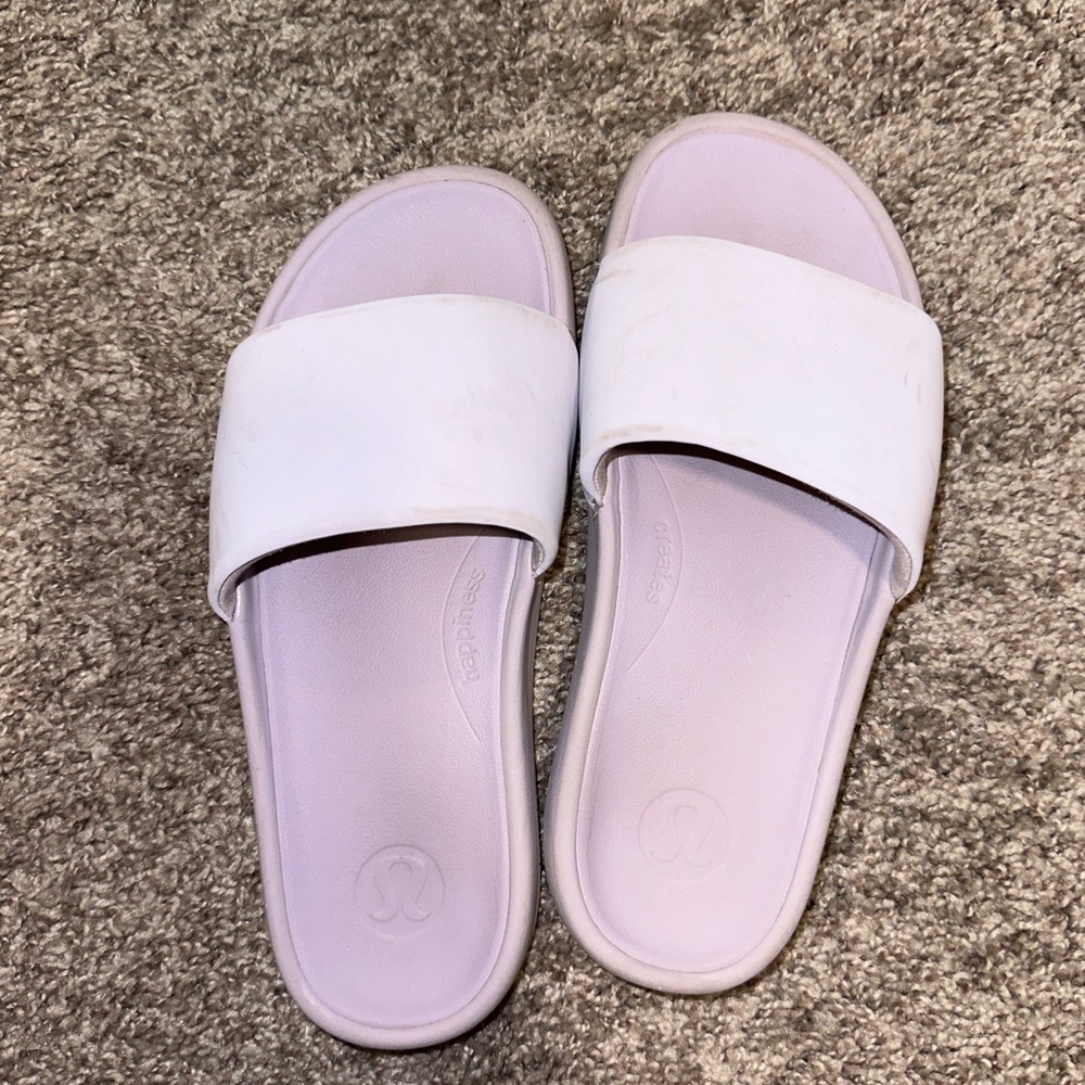 Lululemon slides sandal